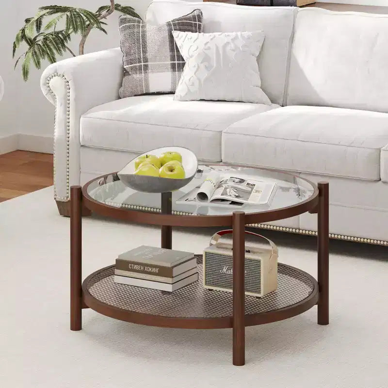 Table basse ronde de 31 po avec plateau en verre trempé et tablette en rotin