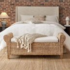 Banc de rangement en rotin de style bohème-ferme Bab avec motifs sculptés creux par HULALA HOME