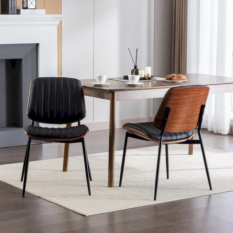 Lot de 2 chaises en similicuir avec pieds en métal