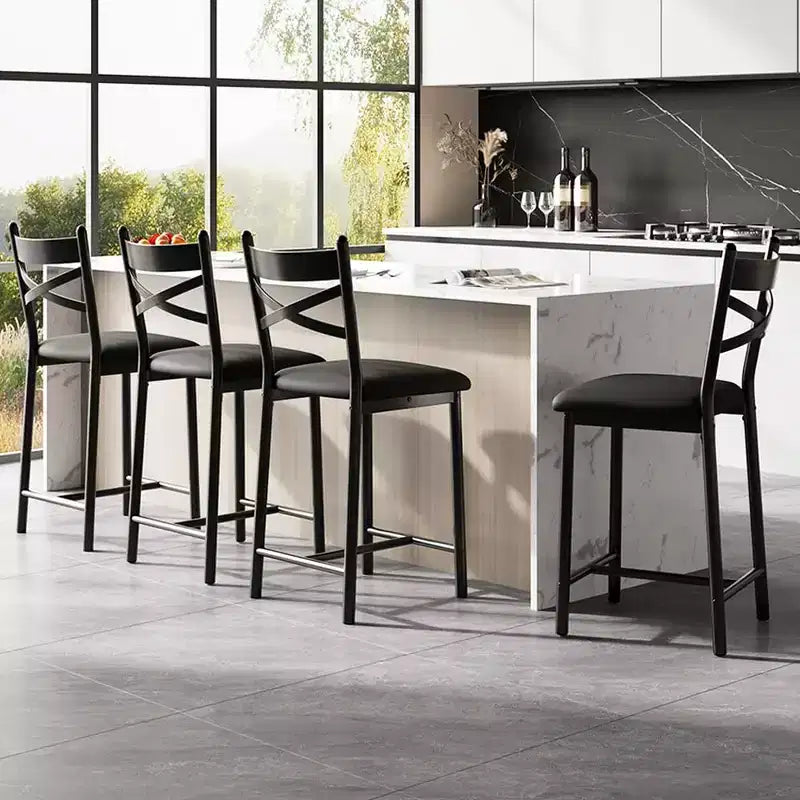 Lot de 4 tabourets de bar, chaises de bar rembourrées en PU, chaises d'îlot de cuisine avec dossier en X et repose-pieds en métal, chaises de comptoir noires