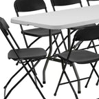 Ensemble de 8 tables pliantes Emma and Oliver en plastique blanc avec 10 chaises pliantes