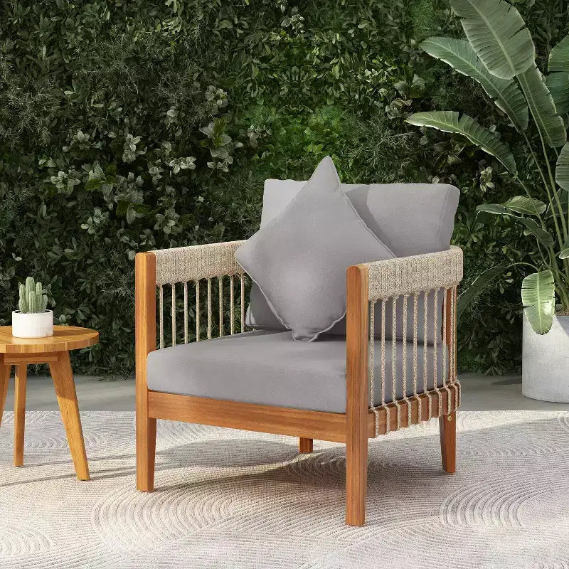 Christopher Knight Home Fauteuil club de patio Clifton en acacia rustique et corde, rembourré avec dossier incurvé
