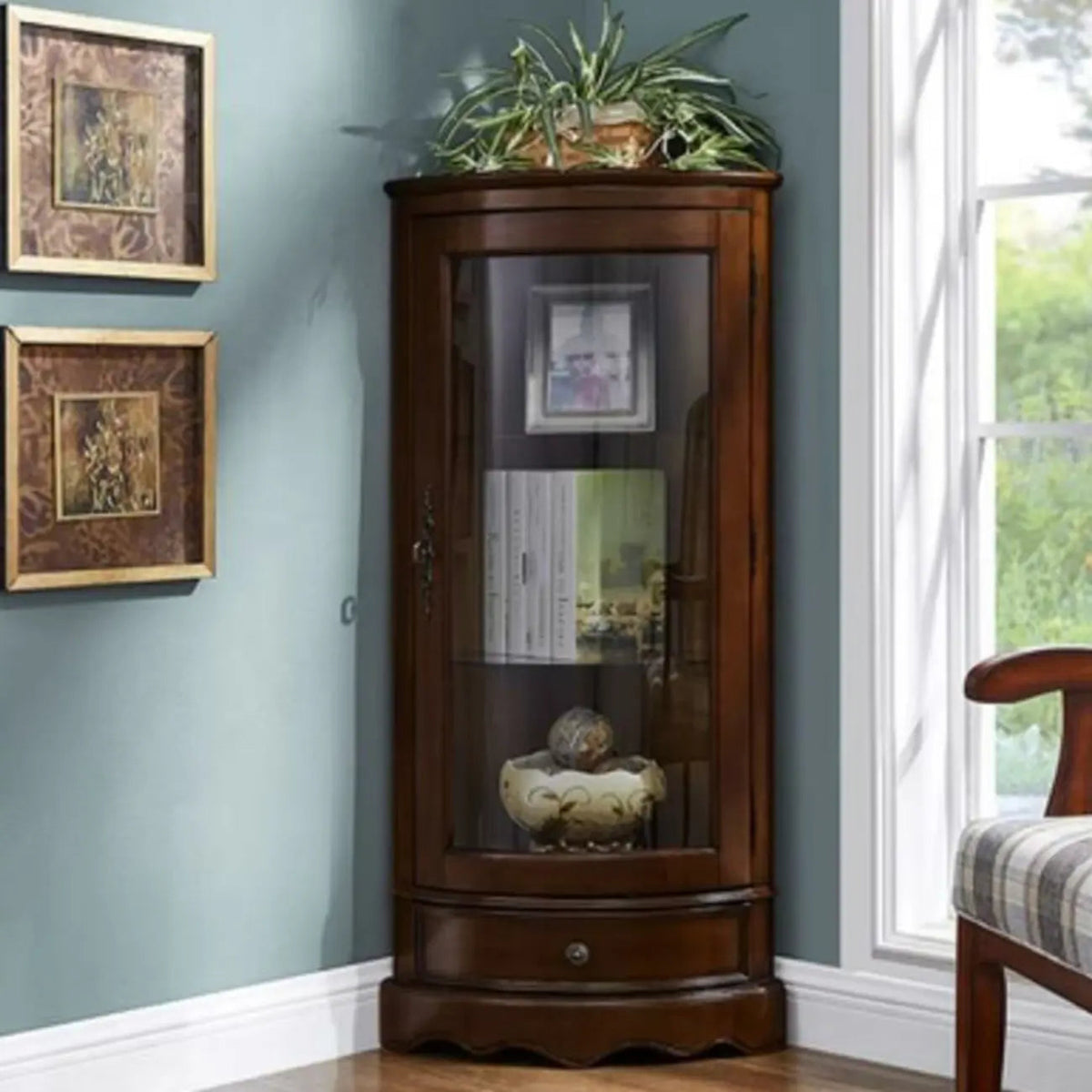 Meuble d'angle classique en bois d'hévéa marron avec porte vitrée