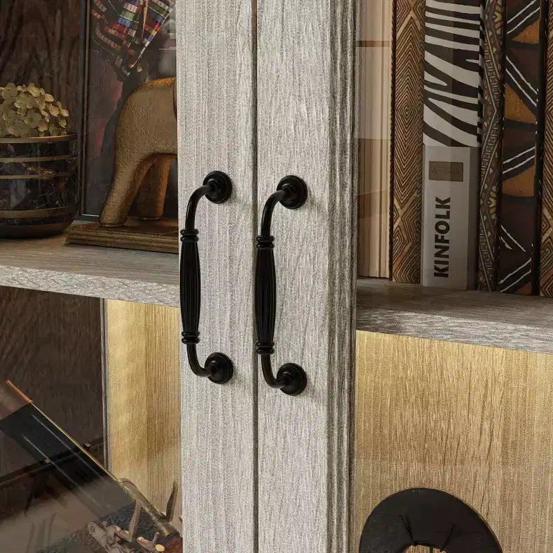 Bibliothèque Famapy Chêne Gris avec Vitrine en Verre et Bande Lumineuse LED, Étagère Haute avec Portes, Vitrine de Rangement