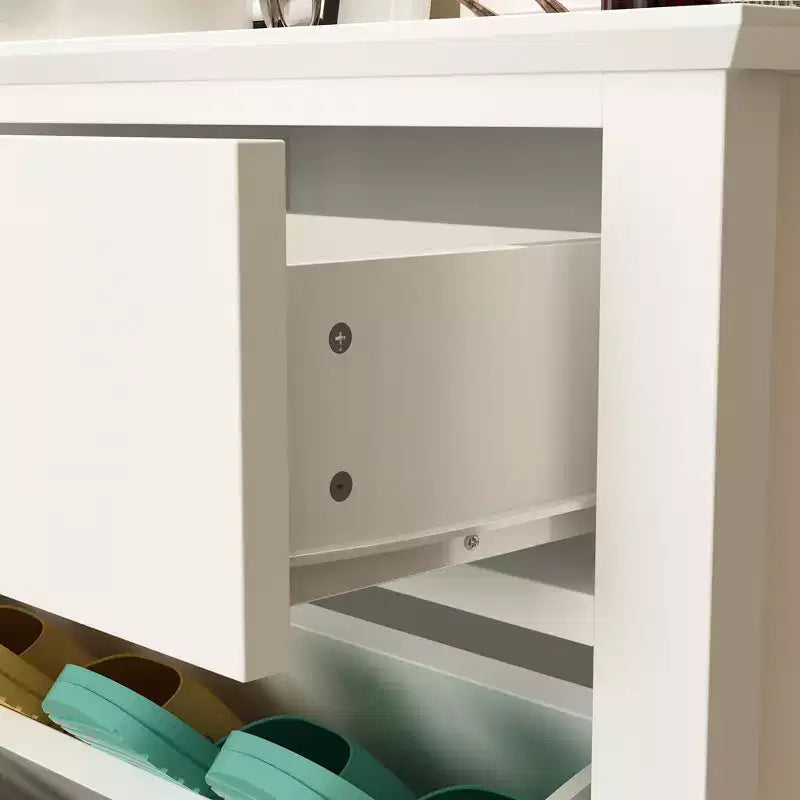 Meuble à chaussures basculant Famapy : Élégant, spacieux et astucieux pour votre entrée