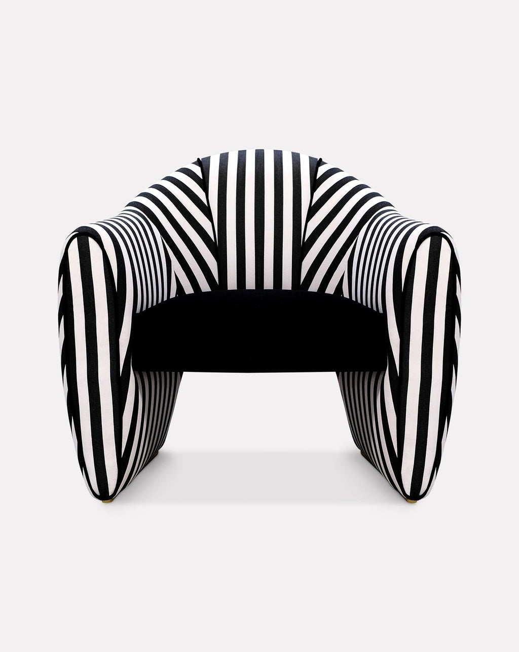 Fauteuil sculptural en satin et velours rayé