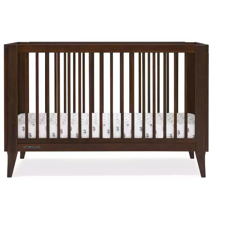 Lit de bébé convertible 4-en-1 Delta Children Ollie avec conversion en lit de jour